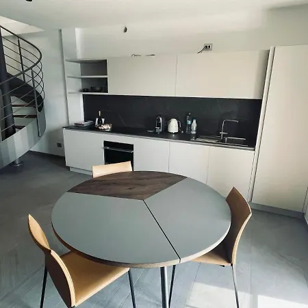 Apartment Splend'or - A Real Paradise Perledo